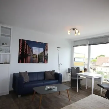 Apartment Panorama 37 *