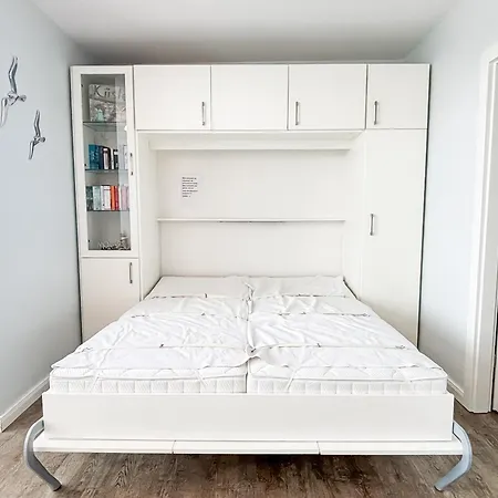 Panorama 37 Apartment *